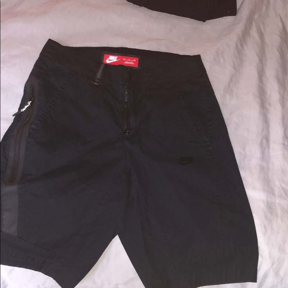 Mens 28 navy shorts